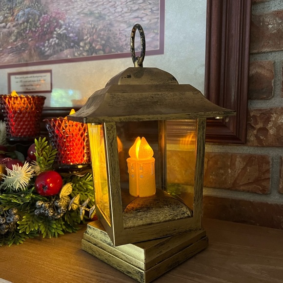 Rare Vintage 1980’s Moving Light Up Creepy Skeleton Candle Lantern‼️FINAL SALE - Picture 8 of 10